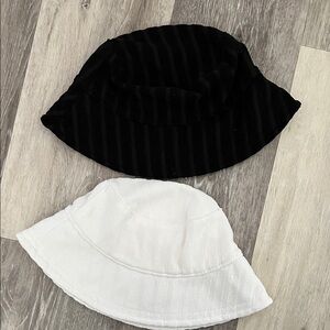 Shade & Shore Black White Bucket Hats